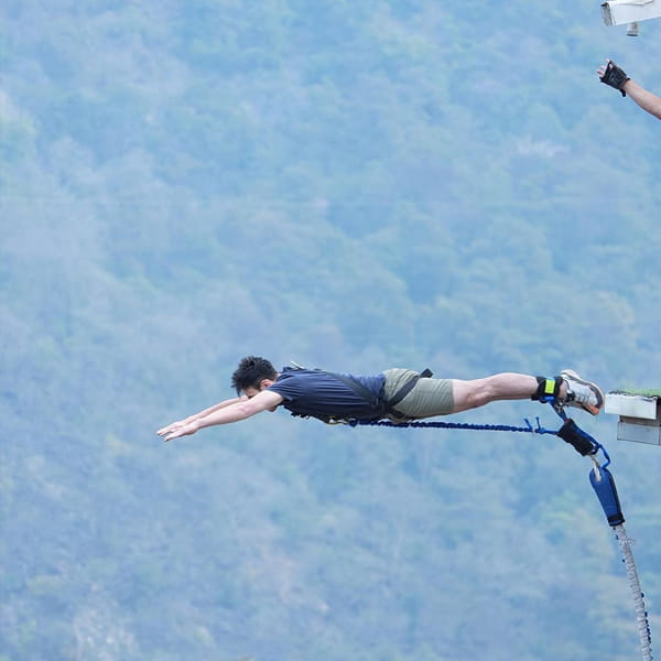 Man's highest bungee jump in Rishikesh